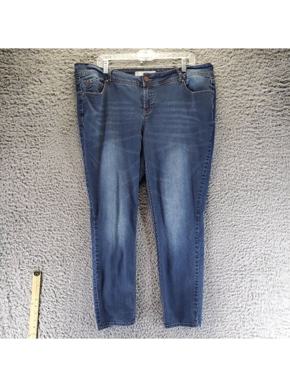 Cato Jeans Womens Size 16W Petite Blue Curvy Fit Stretch Denim *Read*